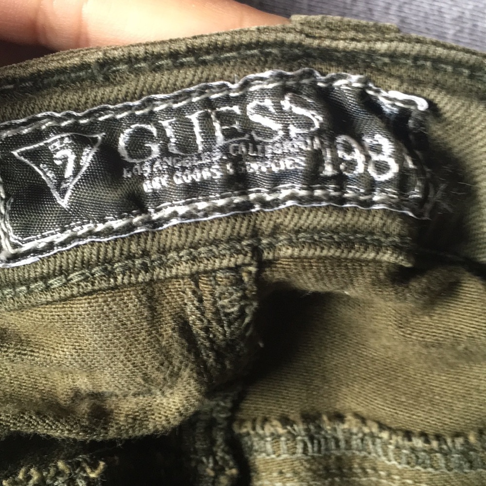 GUESS cargo pants - Picture 3 of 4